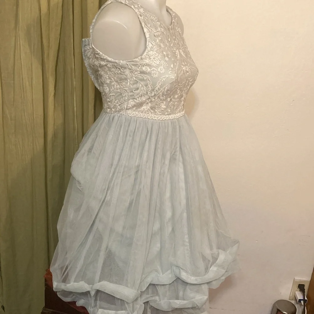 Speechless gorgeous pale